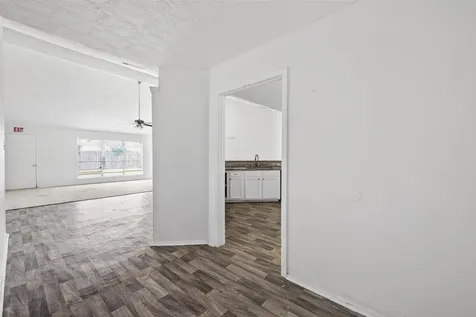 8203 Lone Quail Drive Houston TX 77489