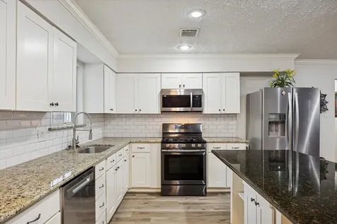 4718 Blanton Boulevard Houston TX 77092