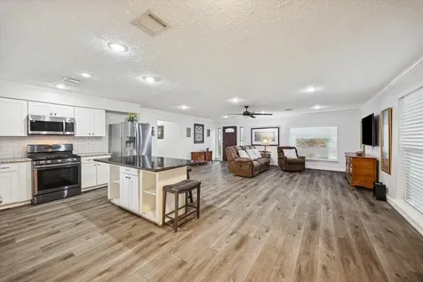 4718 Blanton Boulevard Houston TX 77092