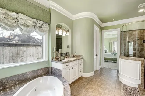 725 Blalock Road Hedwig Village TX 77024