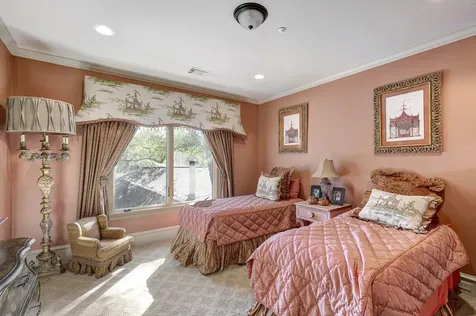 725 Blalock Road Hedwig Village TX 77024