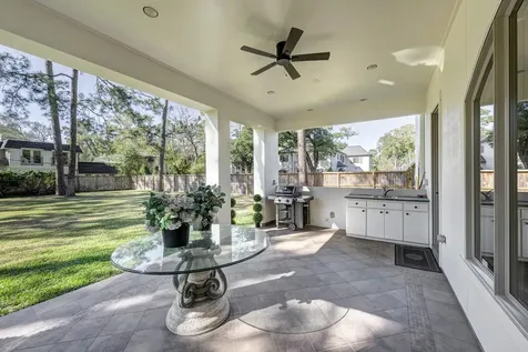 725 Blalock Road Hedwig Village TX 77024