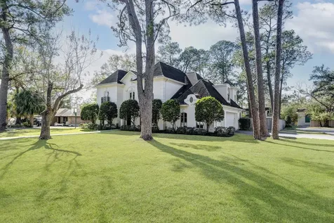 725 Blalock Road Hedwig Village TX 77024
