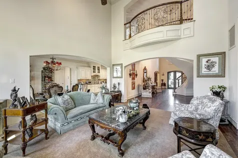 725 Blalock Road Hedwig Village TX 77024