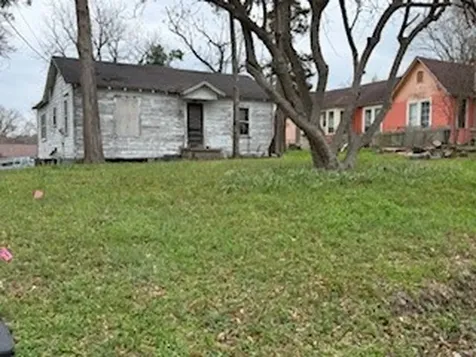 631 University Avenue Huntsville TX 77320