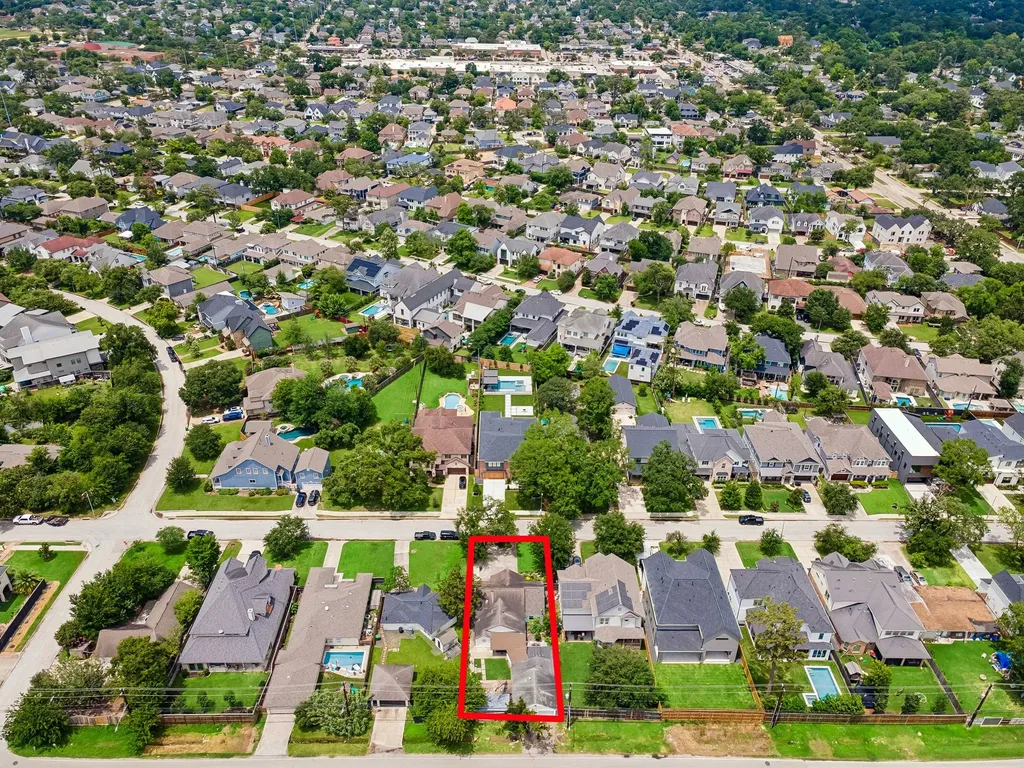 1249 Du Barry Lane Houston TX 77018