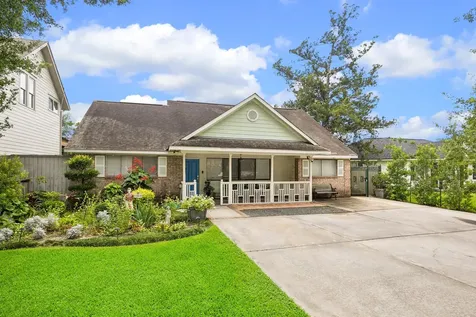 1249 Du Barry Lane Houston TX 77018