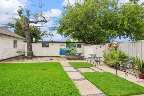 1249 Du Barry Lane Houston TX 77018