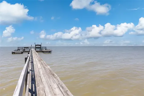Lot 1-2 Mockingbird Lane Anahuac TX 77514