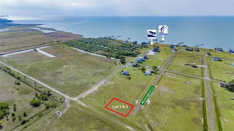 Lot 1-2 Mockingbird Lane Anahuac TX 77514