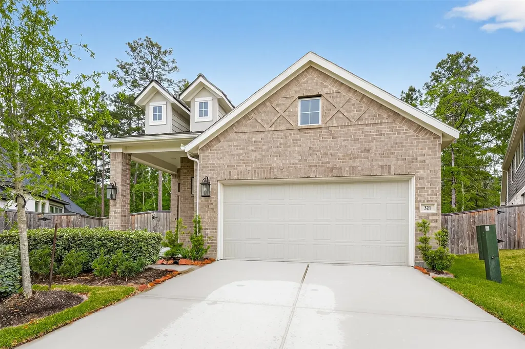 321 Mullins Court Montgomery TX 77316