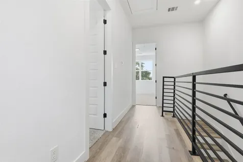 1913 Hoskins Drive I Houston TX 77080