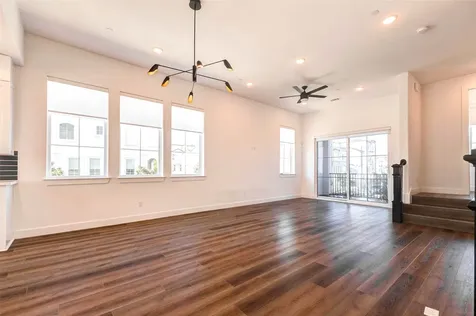 2751 Freund Street Houston TX 77003