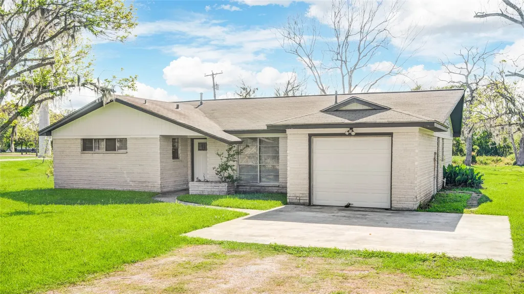 20244 County Road 510w Brazoria TX 77422