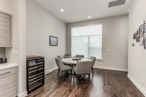 1004 California Street 402 Houston TX 77006