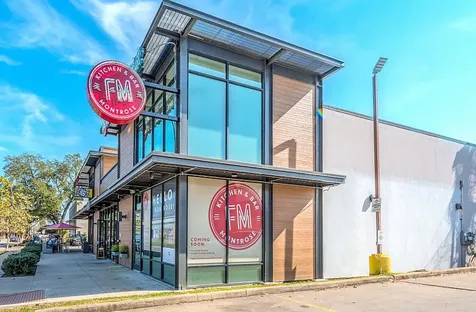 1004 California Street 402 Houston TX 77006