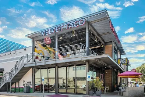 1004 California Street 402 Houston TX 77006