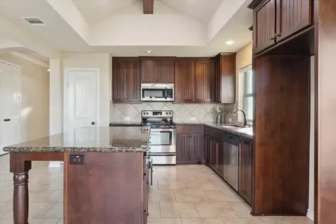 2407 Thuesen Road Beasley TX 77417