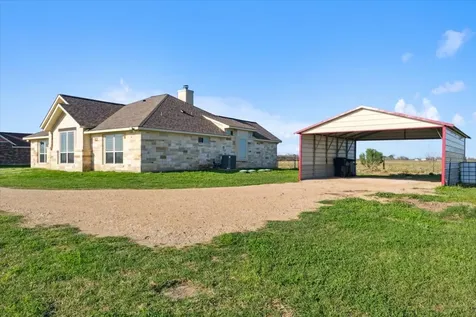 2407 Thuesen Road Beasley TX 77417