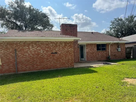 1104 E 13th Street Deer Park TX 77536