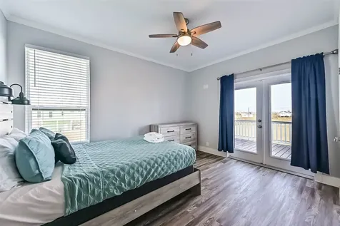 4133 4th Street Galveston TX 77554