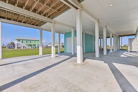 4133 4th Street Galveston TX 77554