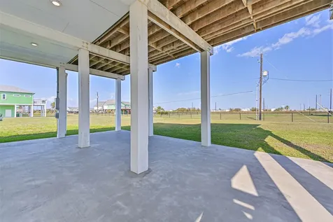 4133 4th Street Galveston TX 77554