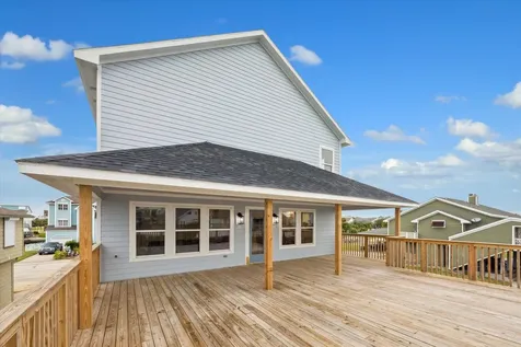 230 Bora Bora Drive Tiki Island TX 77554