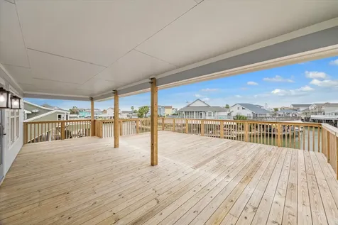 230 Bora Bora Drive Tiki Island TX 77554