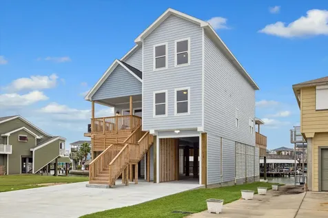 230 Bora Bora Drive Tiki Island TX 77554