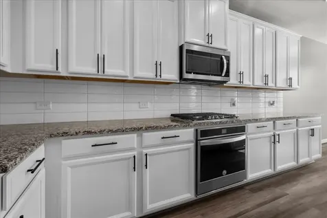 13814 Russell Court Mont Belvieu TX 77523