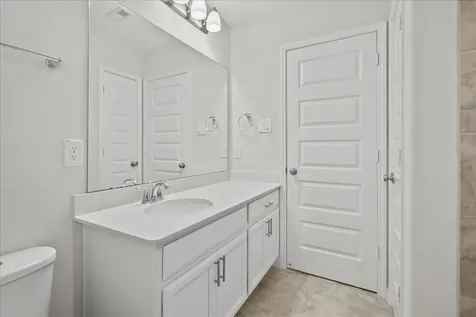 13814 Russell Court Mont Belvieu TX 77523