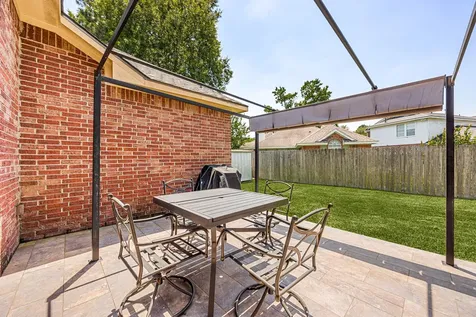26867 Castlecliff Lane Kingwood TX 77339