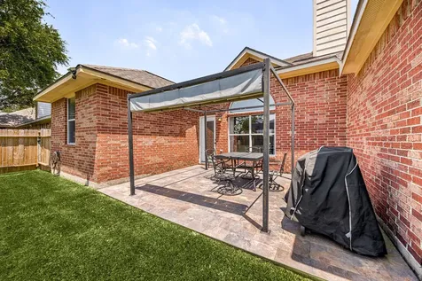 26867 Castlecliff Lane Kingwood TX 77339