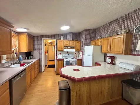 908 N Pitzer Street Colmesneil TX 75938