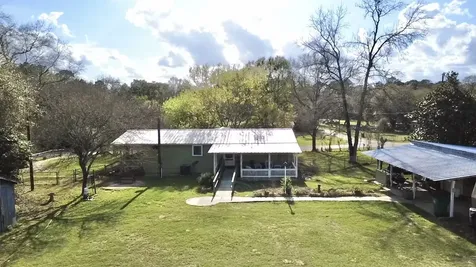908 N Pitzer Street Colmesneil TX 75938