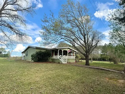 908 N Pitzer Street Colmesneil TX 75938
