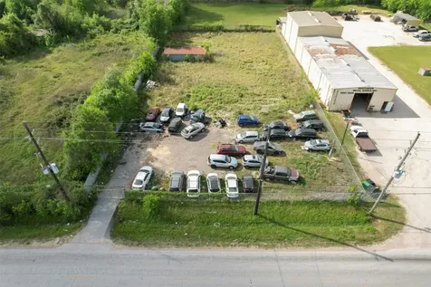 8909 Taub Road Houston TX 77064