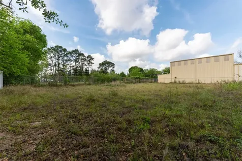 8909 Taub Road Houston TX 77064