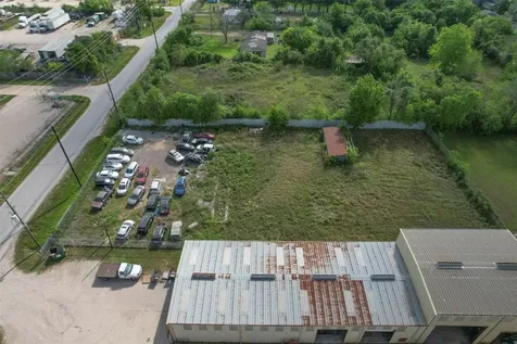 8909 Taub Road Houston TX 77064