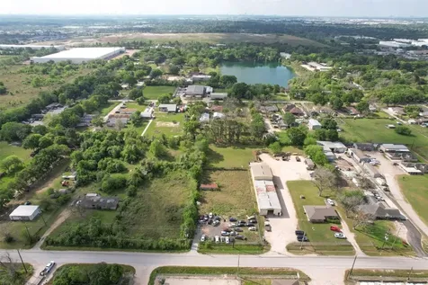 8909 Taub Road Houston TX 77064