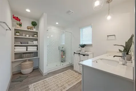 17 Desert Spring Lane Manvel TX 77578
