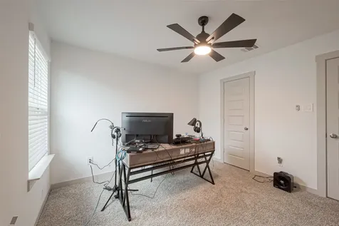 17 Desert Spring Lane Manvel TX 77578