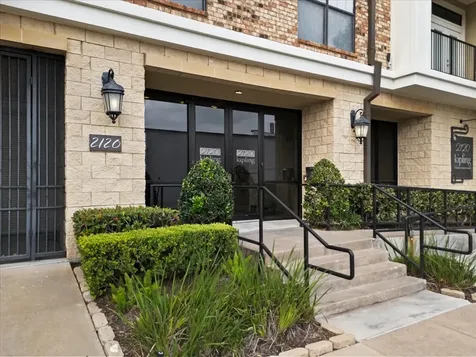 2120 Kipling Street 206 Houston TX 77098
