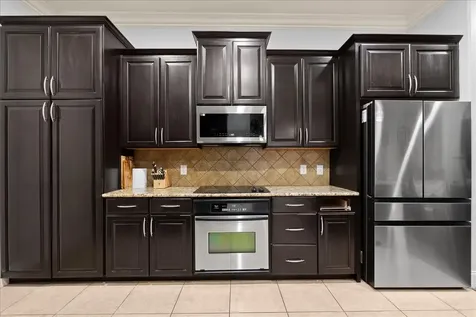 2120 Kipling Street 206 Houston TX 77098