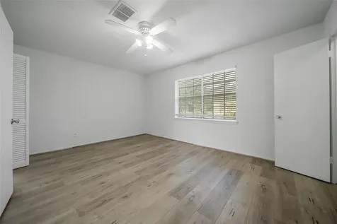 1403 Blalock Road 15 Houston TX 77055
