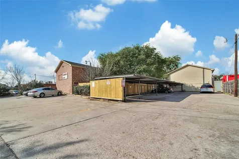 1403 Blalock Road 15 Houston TX 77055