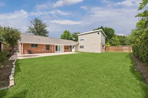 9777 Larston Street Houston TX 77055
