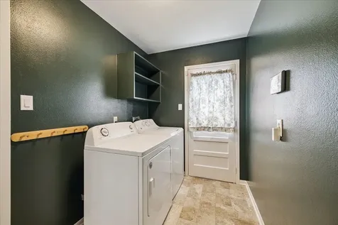 9777 Larston Street Houston TX 77055