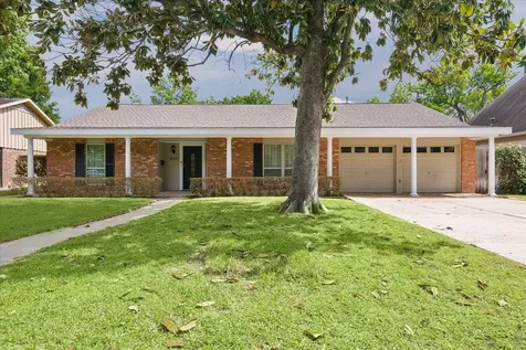9777 Larston Street Houston TX 77055